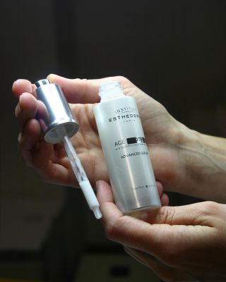 AGE PROTEOM - sérum dlhovekosti pokožky ✨ Patrí medzi prvé sérum na svete s pokročilou biotechnológiou s efektom...